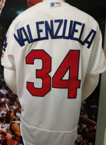 майка бейсбольная Los Angeles Dodgers №34 Valenzuela