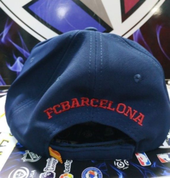 бейсболка Barcelona