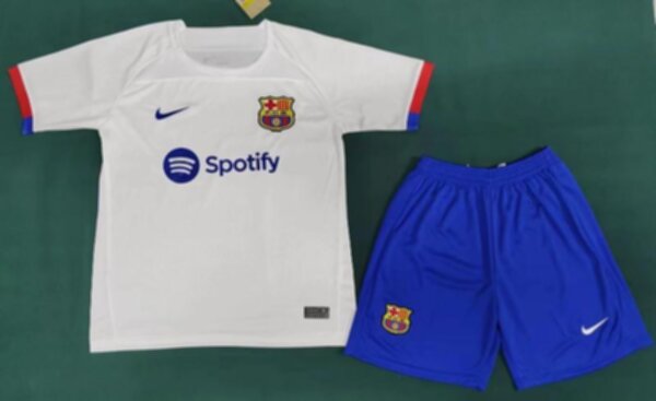 форма Barcelona 2023-2024 Nike гостевая полиэстер 100%