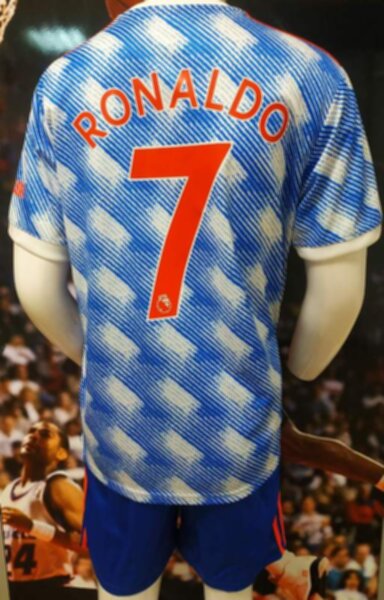 форма  Manchester United №7 RONALDO  2021-2022 гостевая