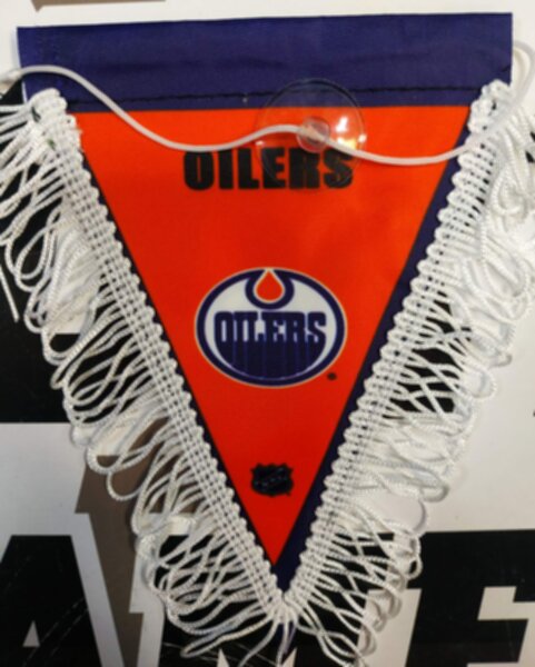вымпел   Edmonton Oilers  16 Х 11 см  матерчатый