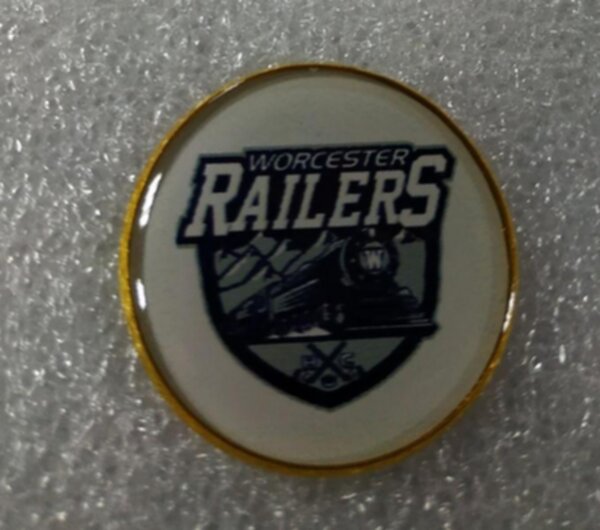 значок  Worcester  Railers  №1220  2,5 см металл+полимерная смола
