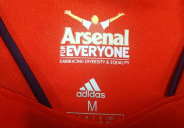 форма Arsenal   2021-2022  домашняя