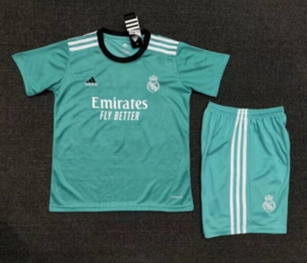 форма Real Madrid  2021-2022 резервная полиэстер 100%