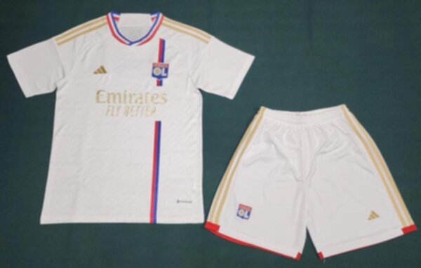 форма Olympique Lyonnais  2023-2024