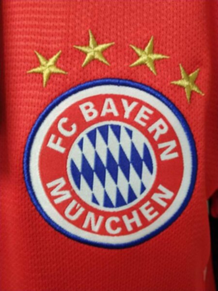 форма Bayern Munchen  длинный рукав 2020-2021 домашняя  полиэстер 100%