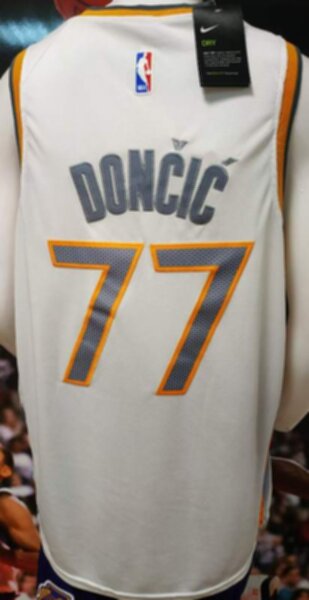 майка баскетбольная Dallas Mavericks №77 DONCIC  nike