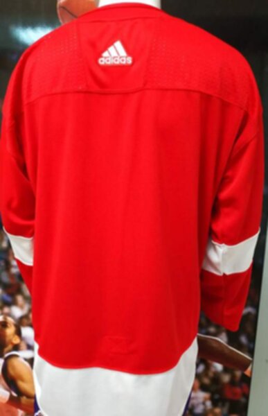 свитер хоккейный Detroit Red Wings  adidas