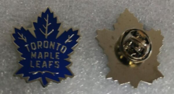 значок Toronto Maple Leafs  №1153  2 см металл