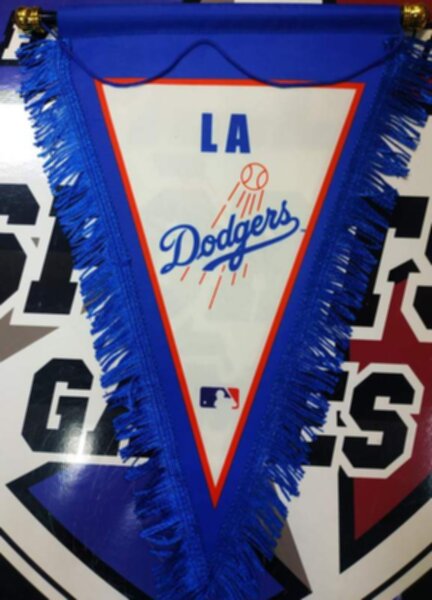 вымпел LA Dodgers  40 Х 25 см  матерчатый