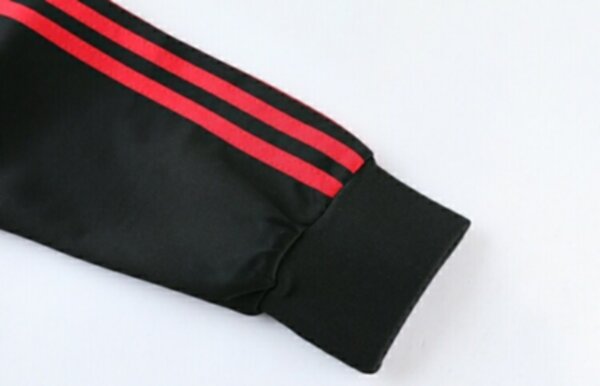 мастерка Manchester United  2021-2022  Adidas  полиэстер 100%
