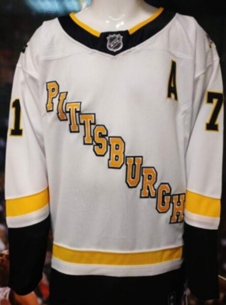 свитер хоккейный  Pittsburgh Penguins №71 MALKIN