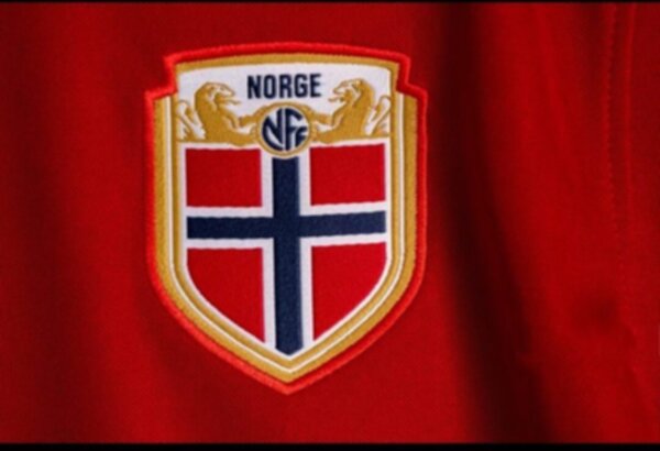 майка сборной Норвегии №9 HAALAND   Euro 2020