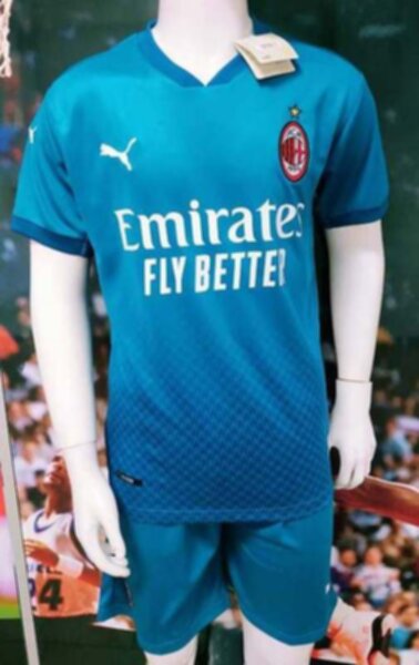 форма AC Milan  2020-2021  резервная полиэстер 100%