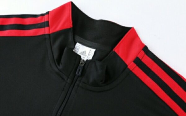 тренировочный костюм   Manchester United 2021-2022  Adidas полиэстер 100%