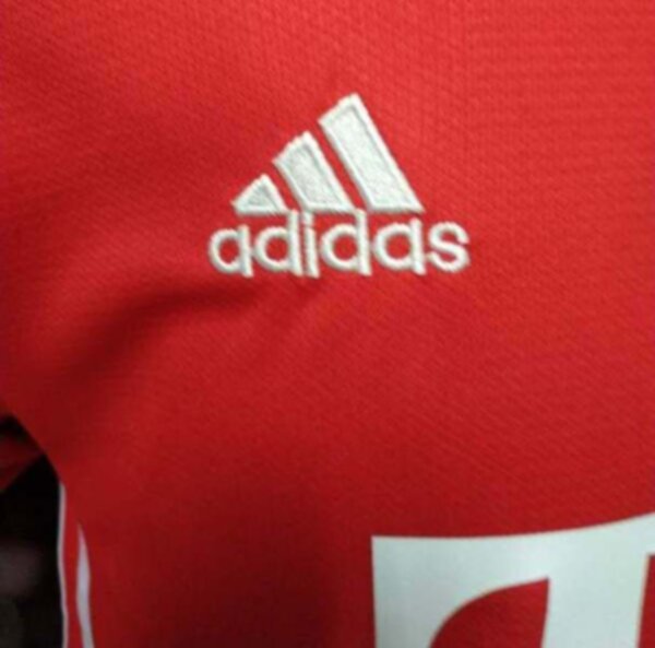 форма Bayern Munchen  длинный рукав 2020-2021 домашняя  полиэстер 100%