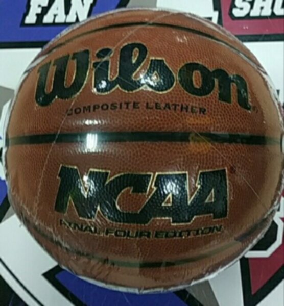 мяч баскетбольный WILSON  NCAA  №7