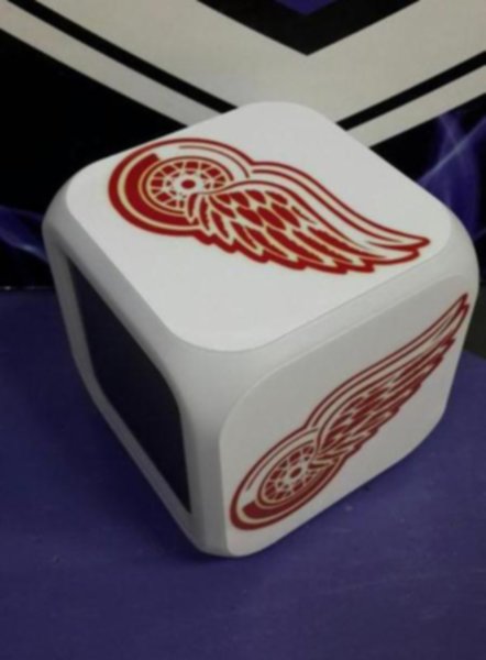 часы с LED Detroit Red Wings  8х8х8см