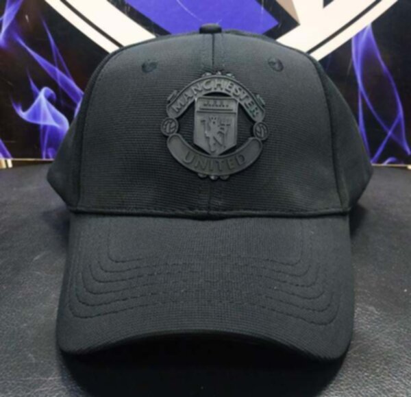 бейсболка Manchester United