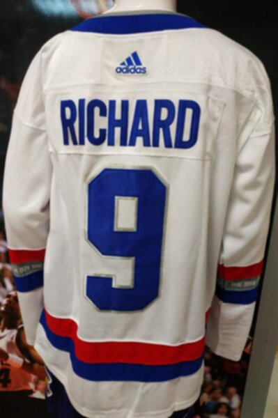 свитер хоккейный Montreal Canadiens №9  RICHARD