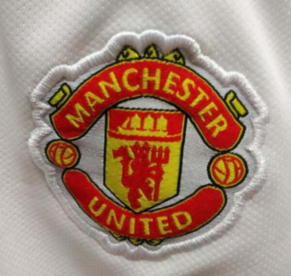 форма Manchester United  №18  B.FERNANDES  2021-2022  домашняя