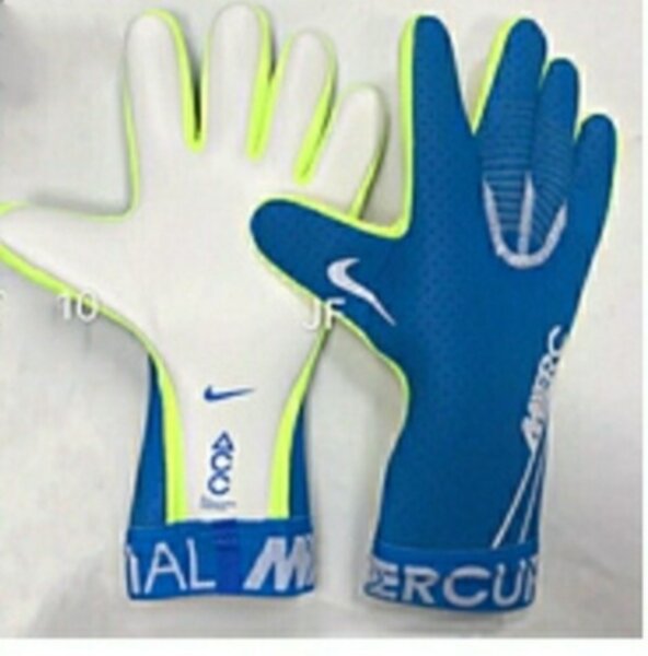 перчатки вратарские Nike