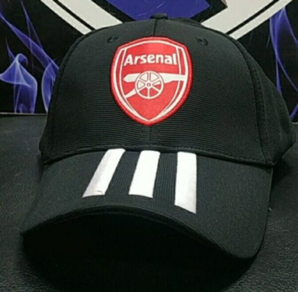 бейсболка Arsenal