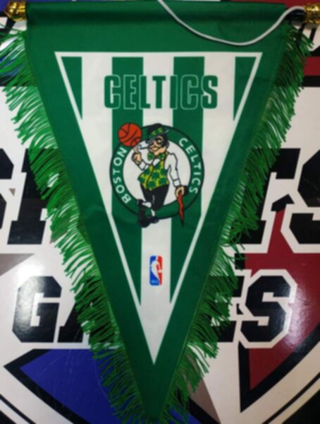 вымпел Boston Celtics  40 Х 25 см  матерчатый