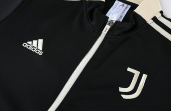 спортивный костюм Juventus  2021-2022  Adidas  полиэстер 100%