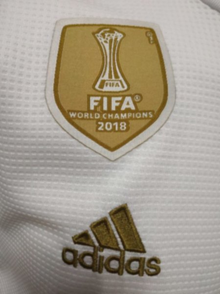 форма Real Madrid  2019-2020  домашняя