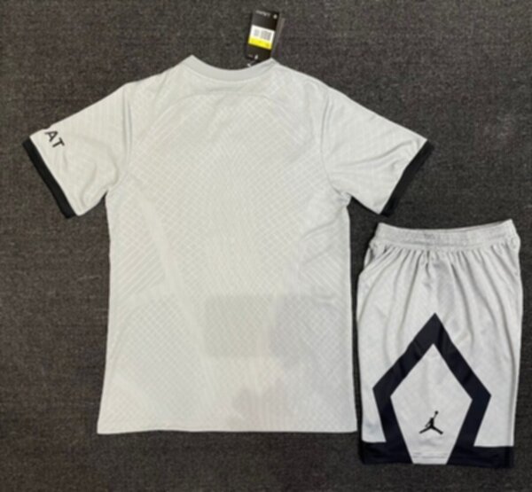 форма Paris SG 2022-2023 Jordan гостевая 