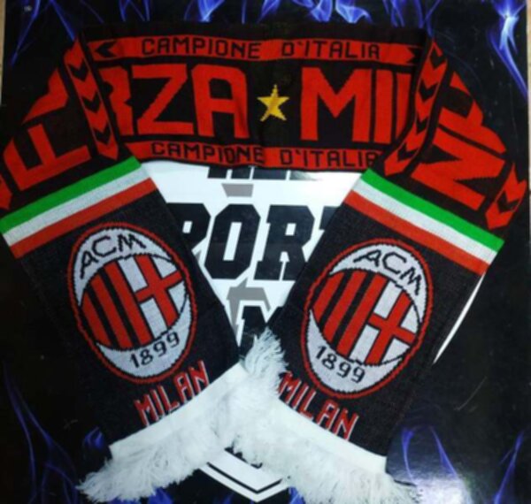 шарф AC Milan  вязаный,двухсторонний  акрил 100%