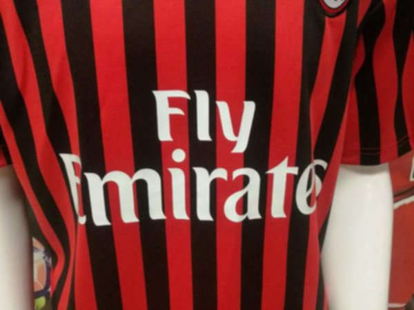 форма AC Milan  2019-2020  домашняя
