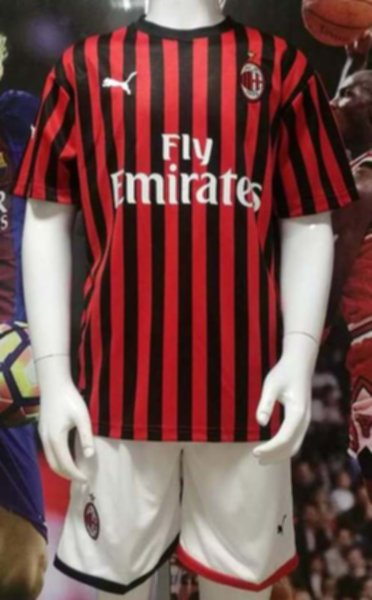 форма AC Milan  2019-2020  домашняя