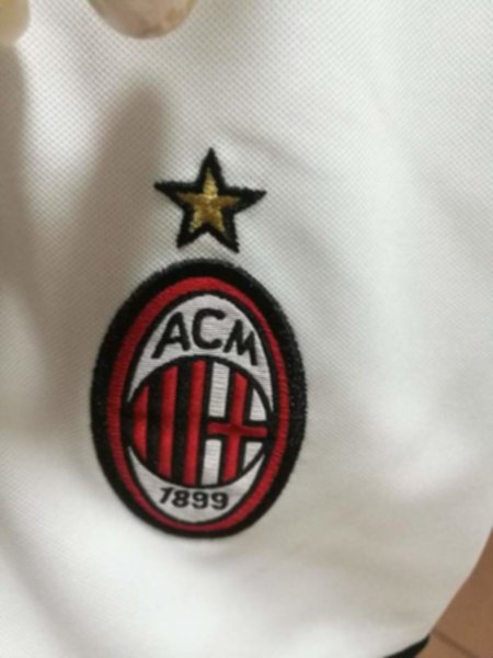 форма AC Milan  2019-2020  домашняя