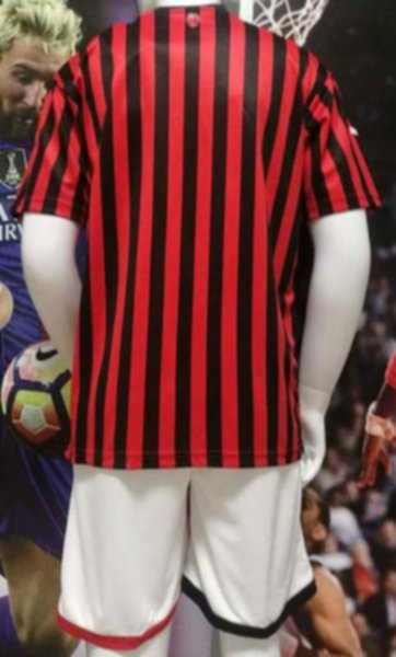 форма AC Milan  2019-2020  домашняя
