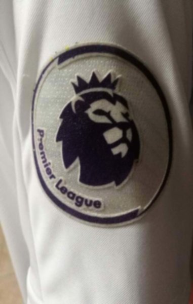 форма Liverpool   2019-2020  гостевая