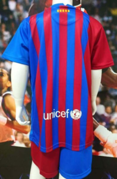 форма детская Barcelona  2021-2022  домашняя