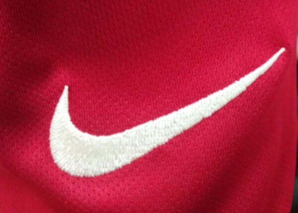 форма Barcelona   2021-2022  домашняя