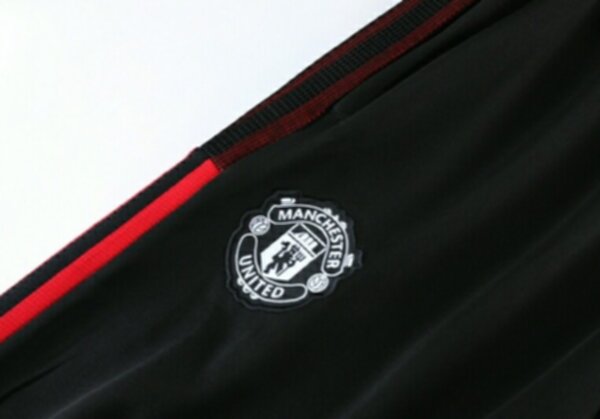 тренировочный костюм   Manchester United 2021-2022  Adidas полиэстер 100%