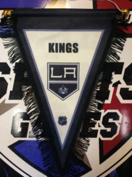 вымпел Los Angeles Kings  40 Х 25 см  матерчатый