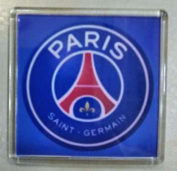 магнит ПСЖ  6х6см пластик