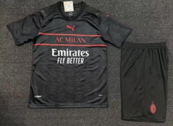 форма AC Milan   2021-2022  резервная   полиэстер 100%