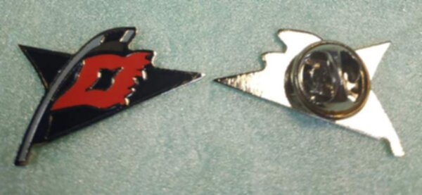 значок  Carolina Hurricanes №1181  2,5 х 1,5 см металл