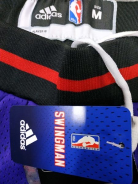 трусы баскетбольные Toronto Raptors  adidas