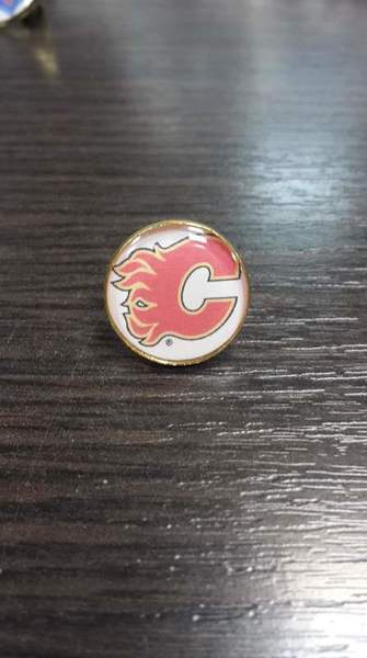 значок Calgary Flames(№0368)