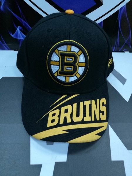 бейсболка Boston Bruins