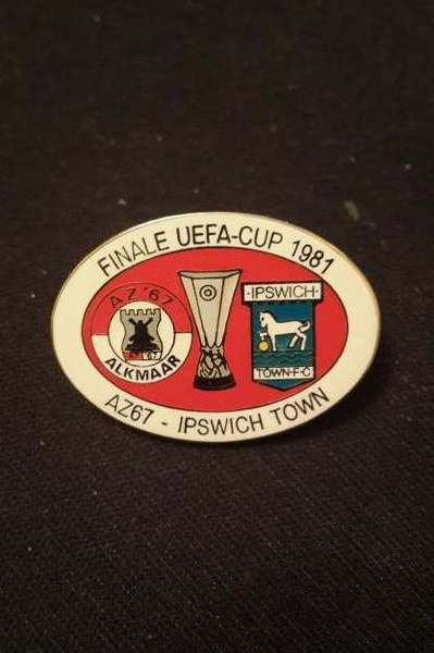 значок AZ Alkmaar-Ipswich Town(№0462)
