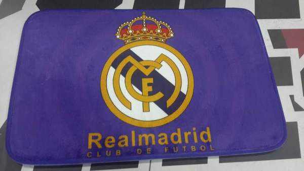 коврик Real Madrid 60см х 40см