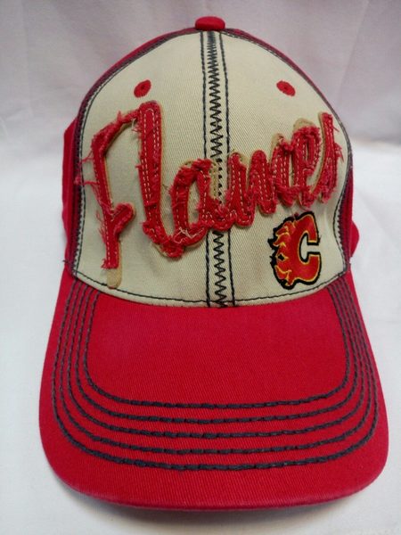 бейсболка Calgary Flames